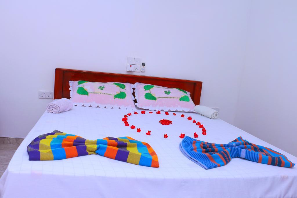 Shine Park Hotel 2*