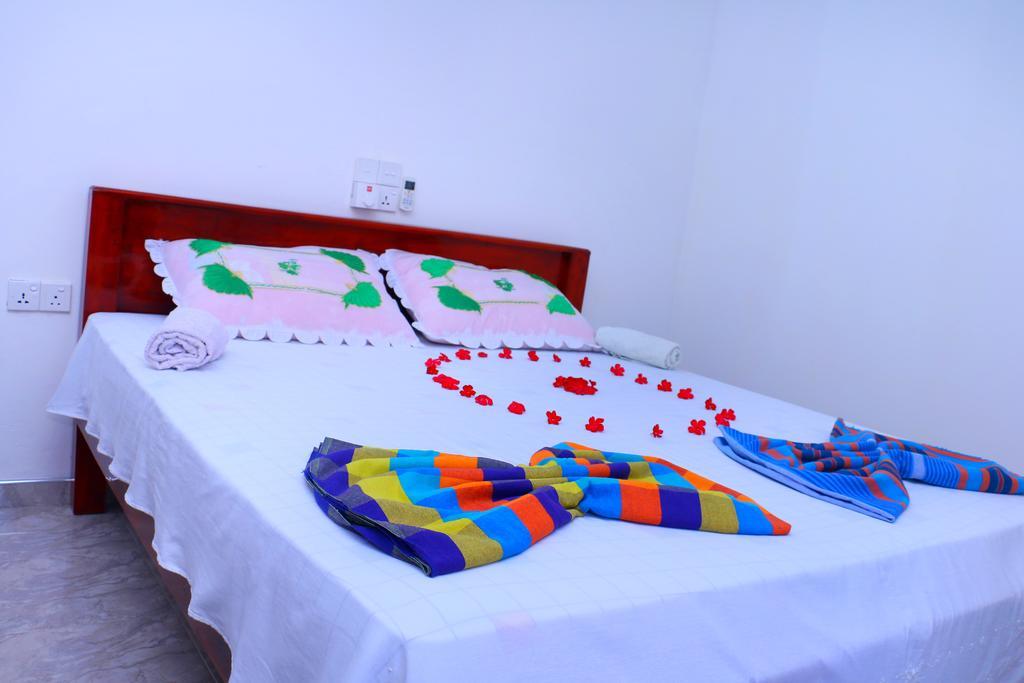 Hotel Shine Park