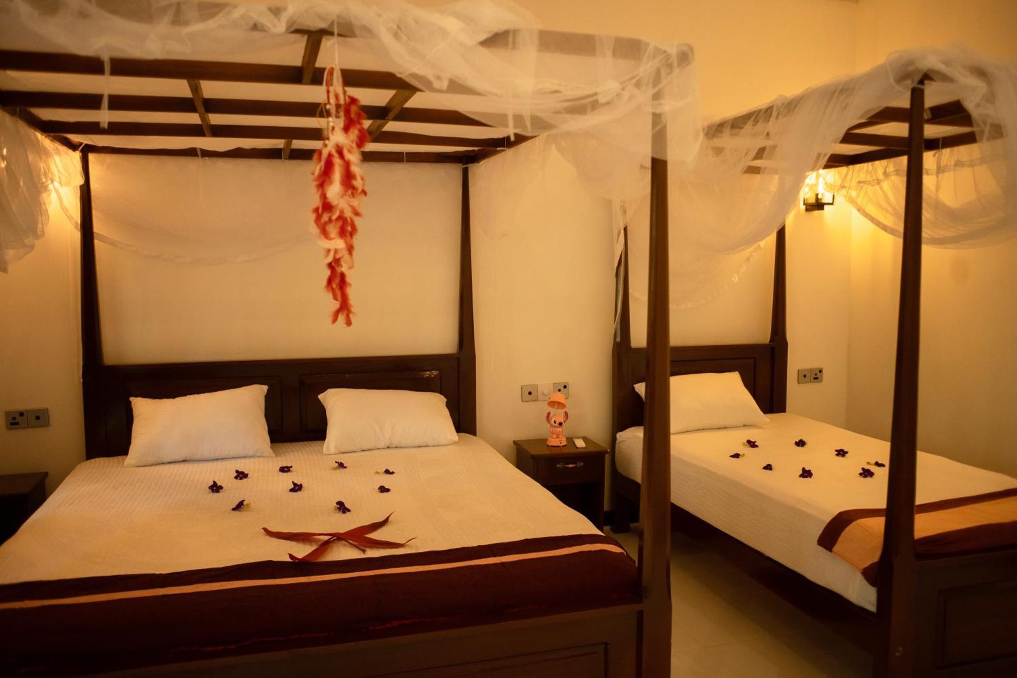 Hotel Shine Park Tissamaharama
