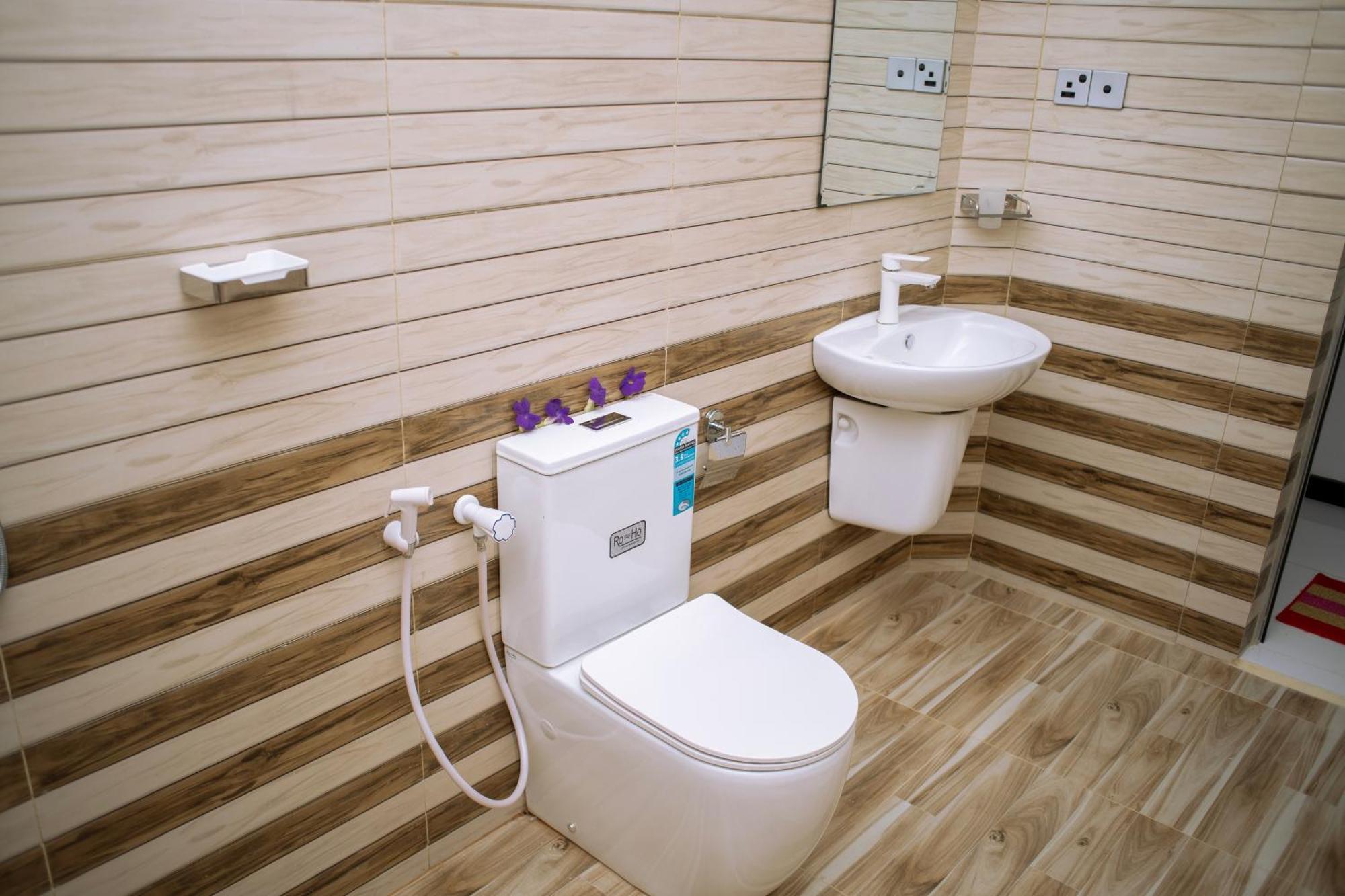 Hotel Shine Park Tissamaharama
